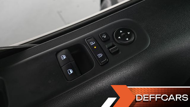 Hyundai STARIA HEV 1.6 Cargo 5-Seater Modern купить на сайте DeffCars