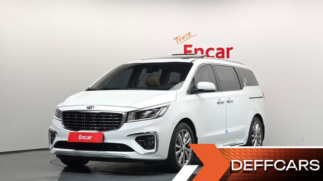 Kia CARNIVAL 9-Seater Prstige купить на сайте DeffCars
