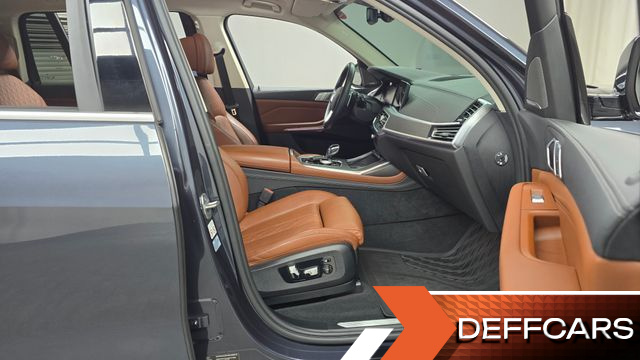 BMW X7 xDrive 40i Design Pure Excellence 6-Seater купить на сайте DeffCars