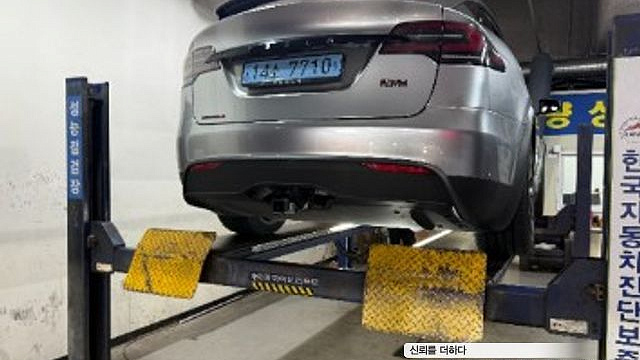 Tesla MODEL X AWD купить на сайте DeffCars