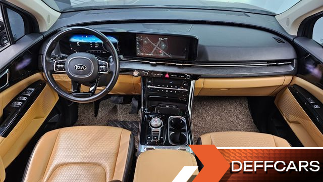 Kia CARNIVAL 9-Seater Signature купить на сайте DeffCars