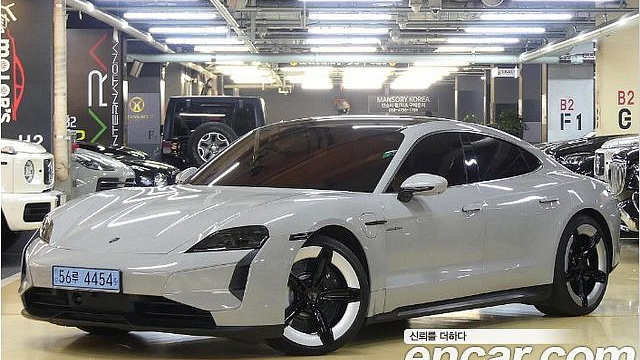 Porsche TAYCAN Turbo купить на сайте DeffCars