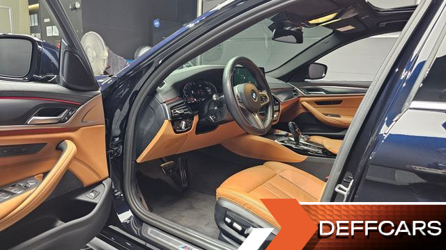 BMW 5-SERIES 520i M Sport купить на сайте DeffCars