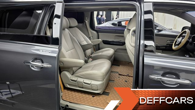 Kia CARNIVAL Gasoline 7-seater Limousine President купить на сайте DeffCars