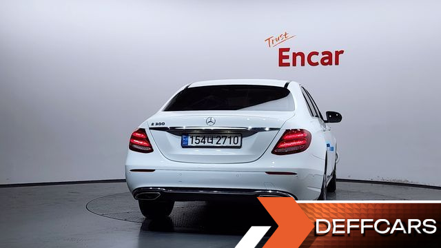 Mercedes E-CLASS E300 Avantgarde купить на сайте DeffCars