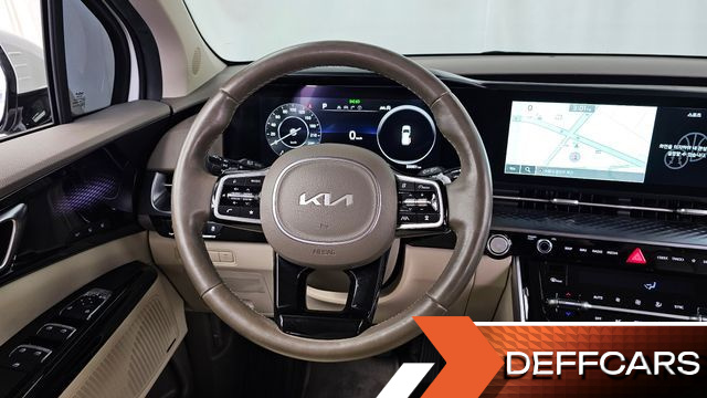Kia CARNIVAL 9-Seater Hi-Limousine Signature купить на сайте DeffCars
