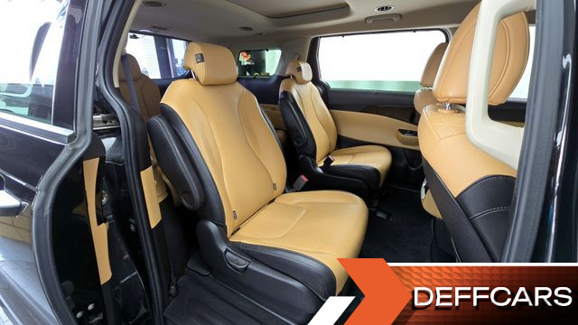 Kia CARNIVAL 9-Seater Noblesse купить на сайте DeffCars