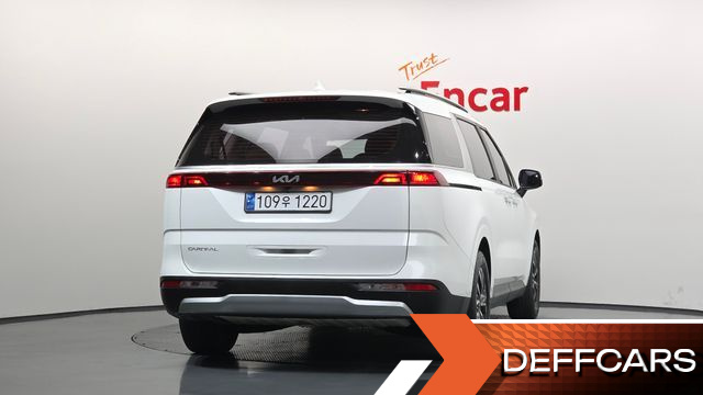 Kia CARNIVAL 9-Seater Prestige купить на сайте DeffCars