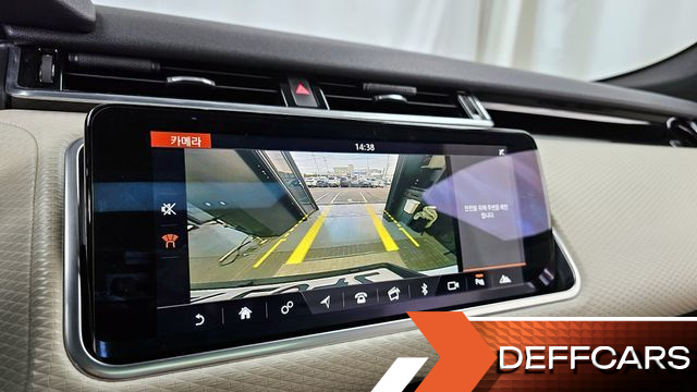 Land Rover RANGE ROVER VELAR 3.0 D300 R-Dynamic SE купить на сайте DeffCars
