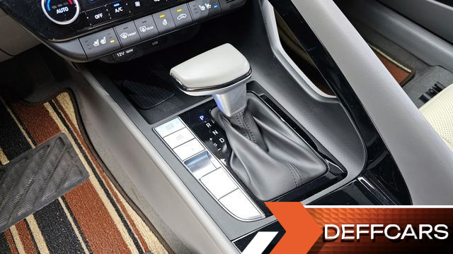 Hyundai AVANTE 1.6 Inspiration купить на сайте DeffCars