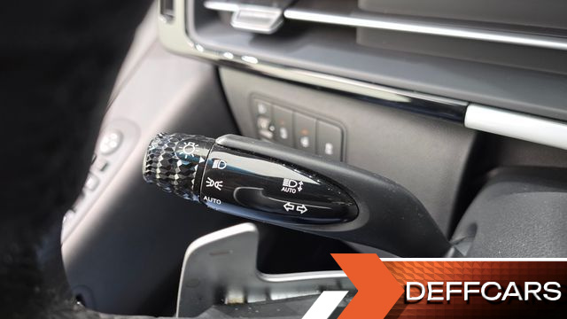 Hyundai STARIA 4WD Lounge 9-Seater Prestige купить на сайте DeffCars