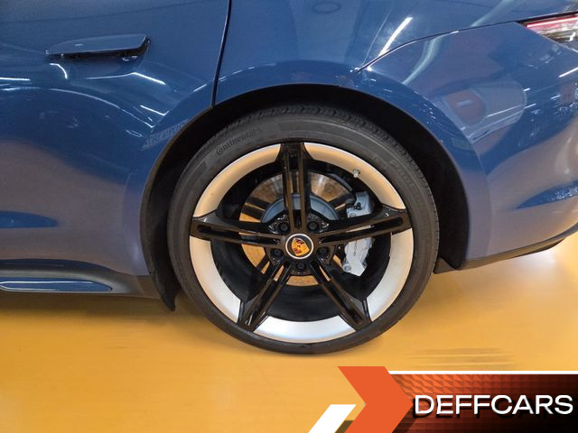 Porsche TAYCAN Turbo купить на сайте DeffCars