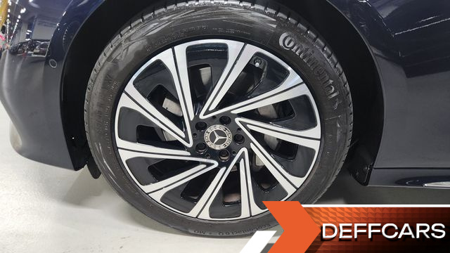 Mercedes E-CLASS E300 4MATIC Exclusive купить на сайте DeffCars