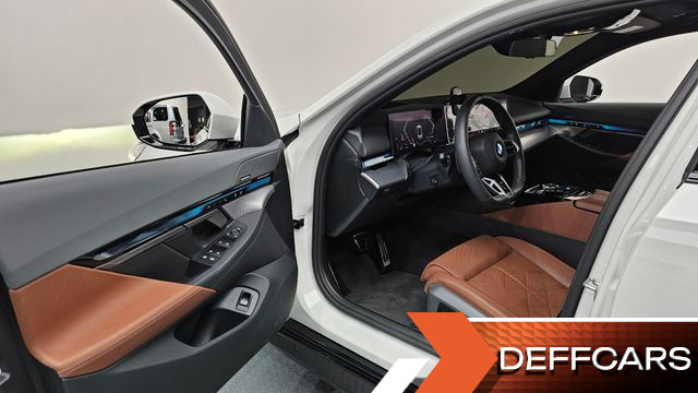 BMW 5-SERIES 530i xDrive M Sport купить на сайте DeffCars