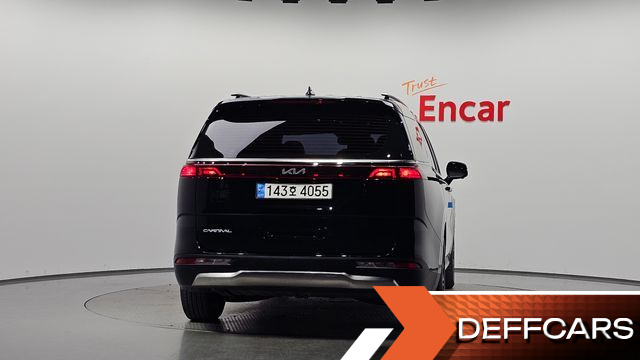 Kia CARNIVAL Gasoline 9-Seater Signature купить на сайте DeffCars