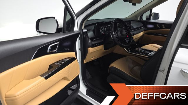 Kia CARNIVAL Gasoline 9-Seater Signature купить на сайте DeffCars