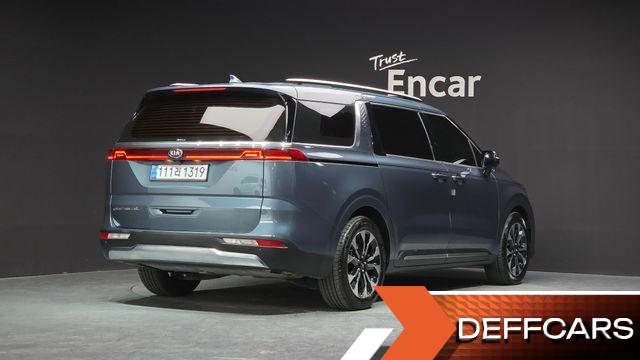 Kia CARNIVAL 9-Seater Signature купить на сайте DeffCars