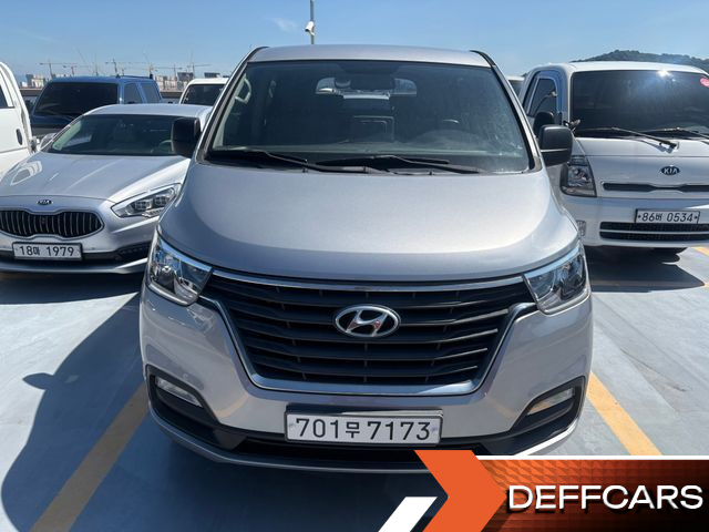 Hyundai STAREX Wagon 12-Seater Smart купить на сайте DeffCars