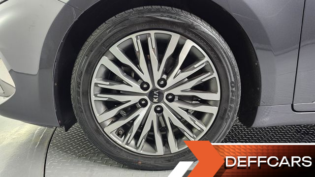 Kia K7 2.5 GDI X Edition купить на сайте DeffCars