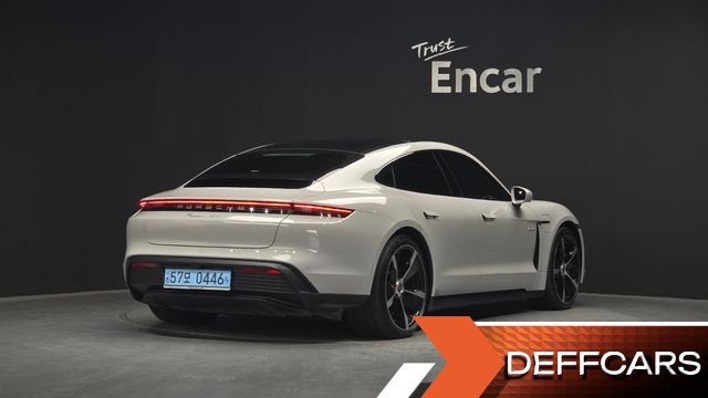 Porsche TAYCAN 4S купить на сайте DeffCars