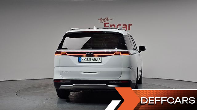Kia CARNIVAL 9-Seater Signature купить на сайте DeffCars