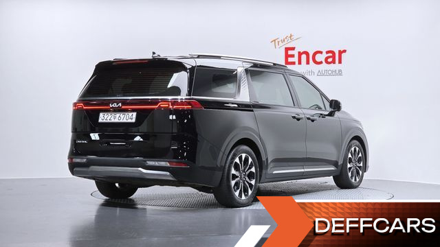 Kia CARNIVAL 9-Seater Signature купить на сайте DeffCars