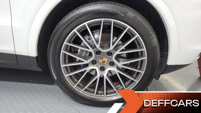 Porsche CAYENNE 3.0 купить на сайте DeffCars