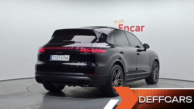 Porsche CAYENNE 3.0 купить на сайте DeffCars