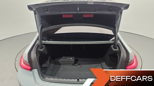 BMW 3-SERIES 320i M Sport купить на сайте DeffCars
