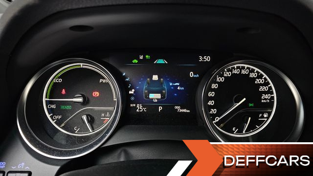 Toyota CAMRY 2.5 LE Hybrid купить на сайте DeffCars