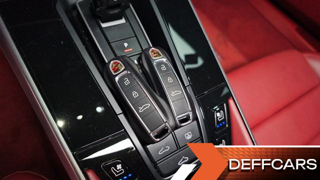Porsche 911 Carrera 4 GTS купить на сайте DeffCars