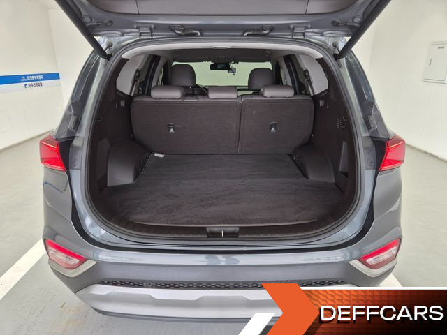 Hyundai SANTAFE Gasoline 2.0T 2WD Exclusive Special купить на сайте DeffCars
