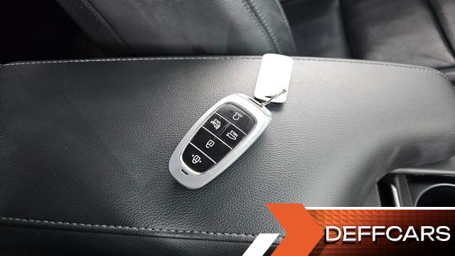 Hyundai GRANDEUR 2.5 Exclusice купить на сайте DeffCars