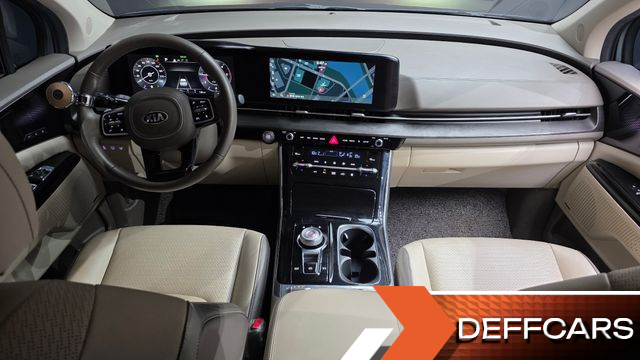 Kia CARNIVAL 9-Seater Signature купить на сайте DeffCars