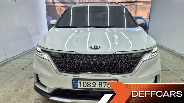 Kia CARNIVAL 7-Seater Signature купить на сайте DeffCars