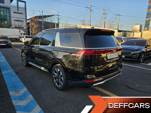 Kia CARNIVAL Diesel 9-Seater Signature купить на сайте DeffCars