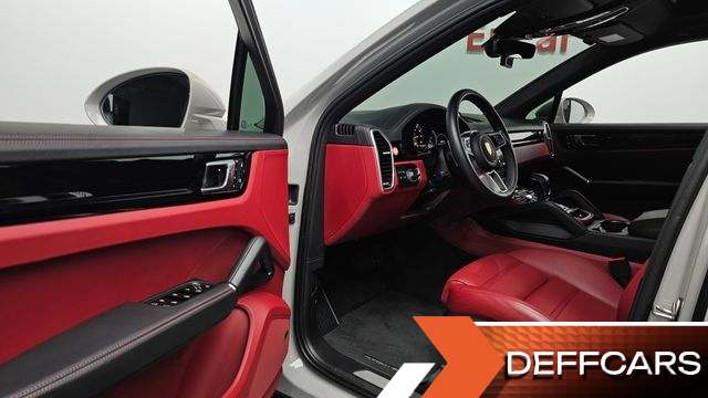 Porsche CAYENNE 3.0 PLATINUM EDITION купить на сайте DeffCars