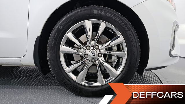 Kia CARNIVAL 9-Seater Noblesse купить на сайте DeffCars