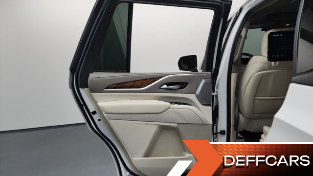 Cadillac ESCALADE 6.2 Sports Platinum купить на сайте DeffCars