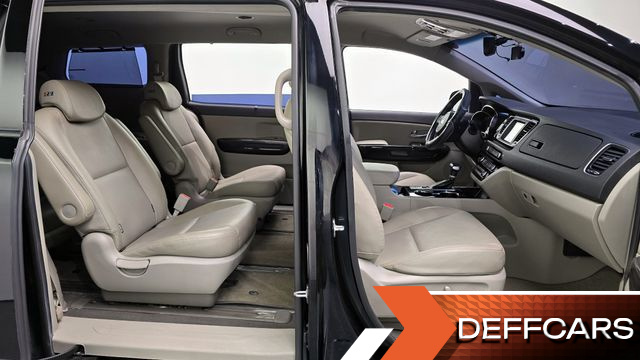 Kia CARNIVAL 9-Seater Prstige купить на сайте DeffCars