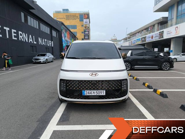 Hyundai STARIA 4WD Lounge 9-Seater Inspiration купить на сайте DeffCars