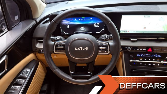 Kia CARNIVAL 9-Seater Prestige купить на сайте DeffCars