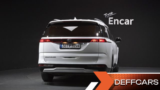 Kia CARNIVAL Diesel 9-Seater Prestige купить на сайте DeffCars