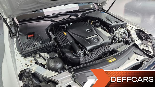 Mercedes E-CLASS E300 Exclusive купить на сайте DeffCars