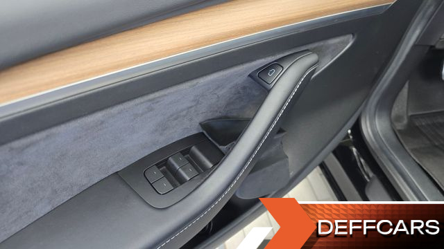 Tesla MODEL 3 Long Range AWD купить на сайте DeffCars