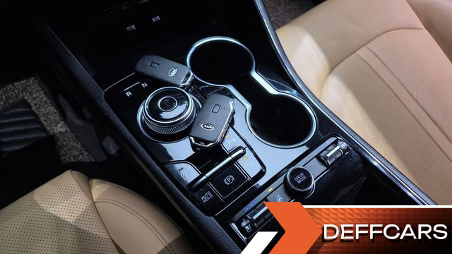 Kia K5 2.0 Noblesse купить на сайте DeffCars