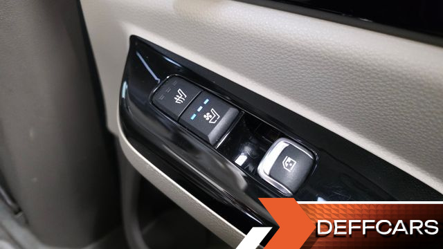 Kia CARNIVAL 9-Seater Noblesse купить на сайте DeffCars