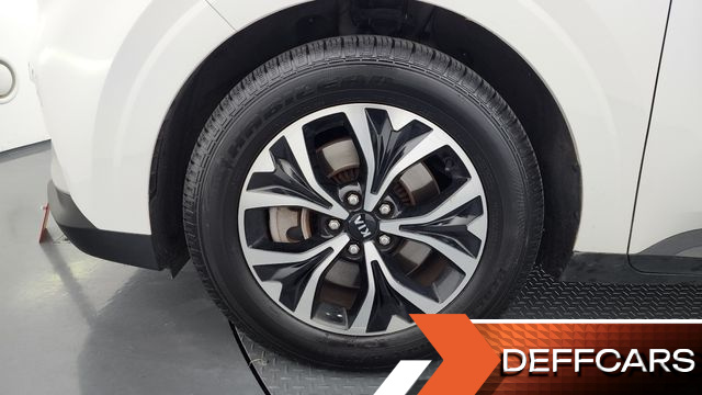 Kia CARNIVAL 9-Seater Prestige купить на сайте DeffCars