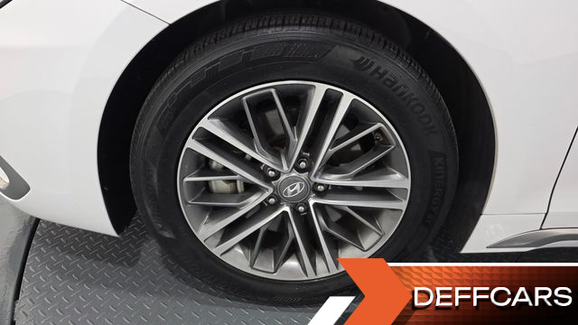 Hyundai GRANDEUR 2.4 Premium купить на сайте DeffCars