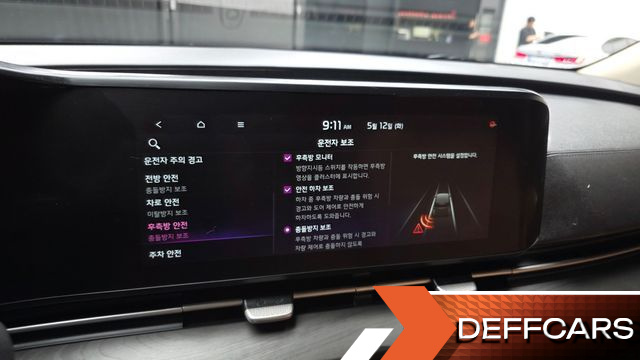 Kia CARNIVAL 9-Seater Signature купить на сайте DeffCars